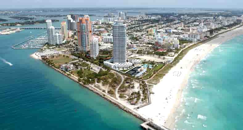 Continuum Miami Beach condos for sale